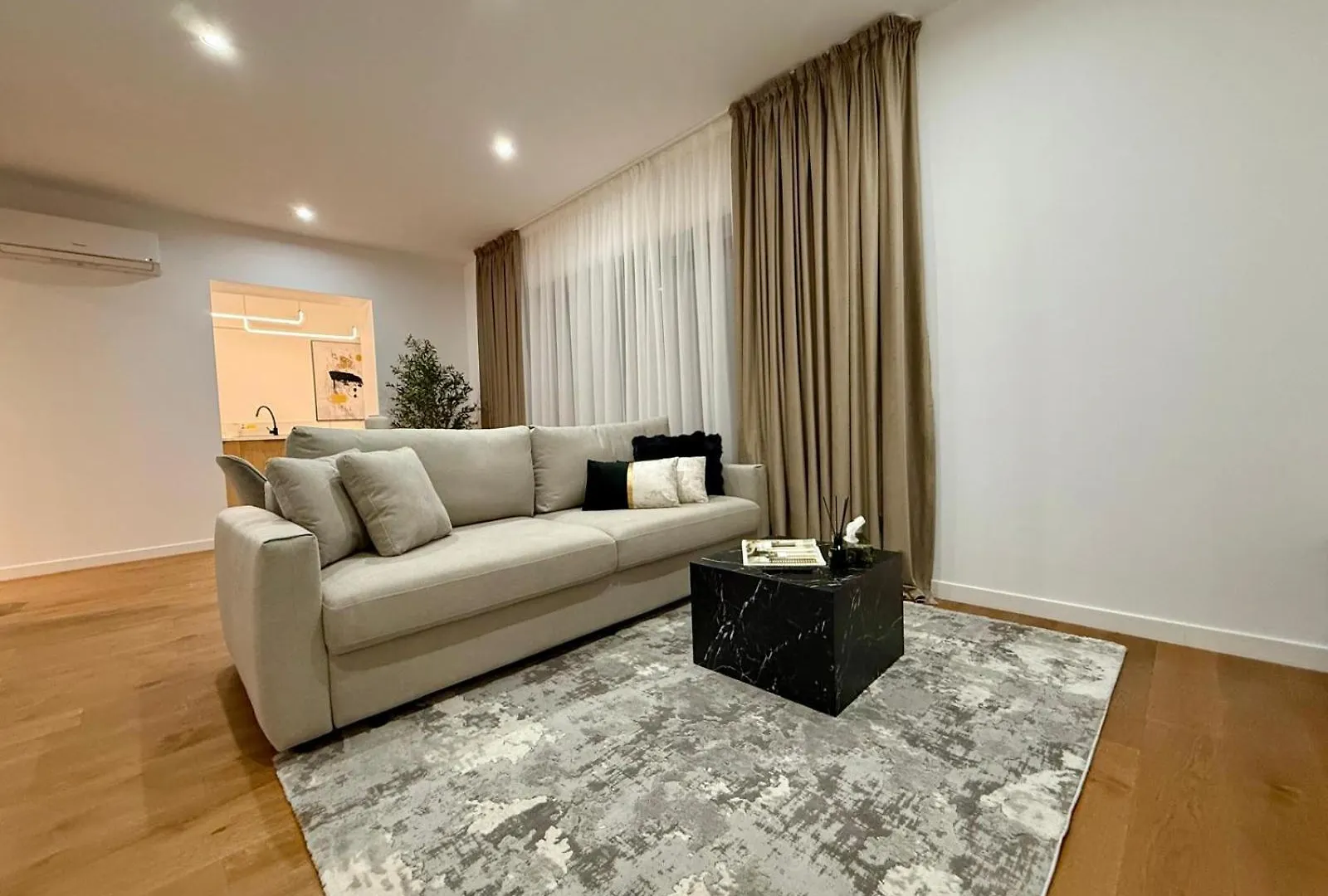 One Cotroceni Park Apartments Bucharest